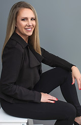 Vicki-O’Neill-Cincinnati-Ohio-Professinal-Headshots-Personal-Branding-Janel-Lee-Photograph